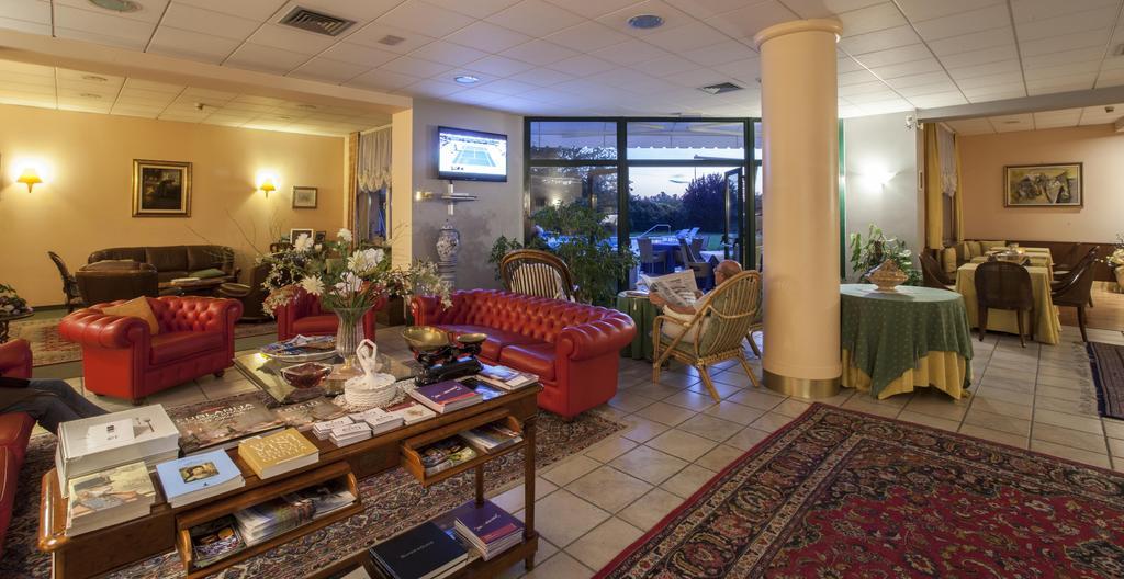 Hotel Al Ponte Gradisca dʼIsonzo Екстериор снимка
